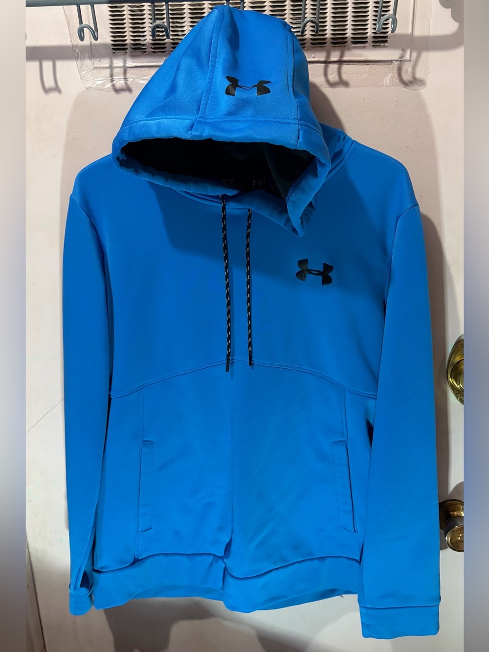 Under Armour Men’s Bright Blue Performance Hoodie